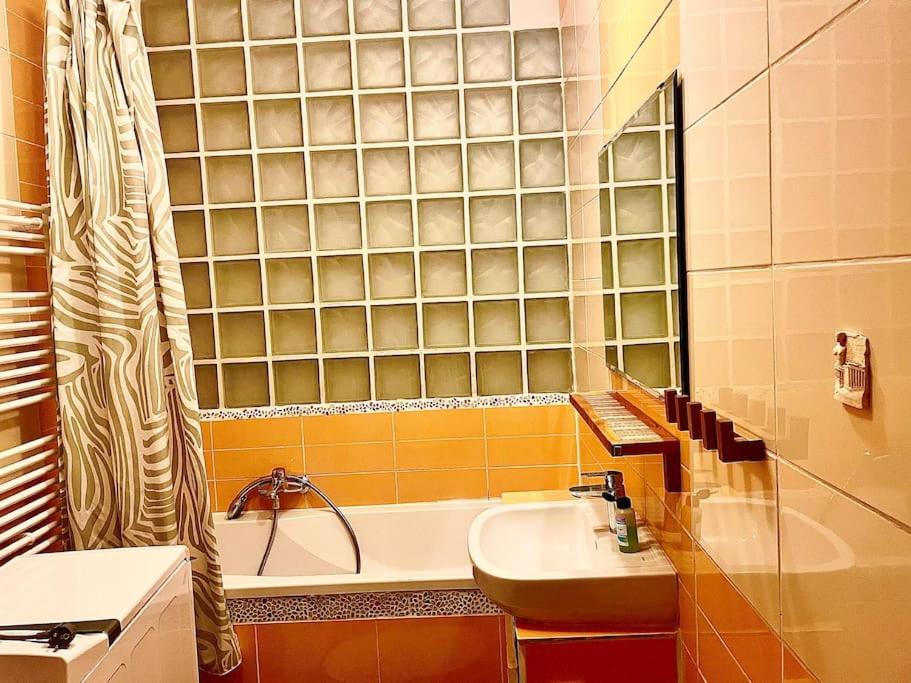 2,5 Izbovy Apartman V Ruzinove S Parkovanim Zdarma Pozsony Kültér fotó